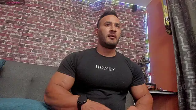 curt xxx online show from March 2025 05:22:02 AM