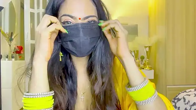 Monalisadon018 online show from March 2026 05:07:01 PM