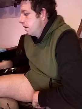 Knuffelstaaf123 online show from February 2025 01:16:02 AM