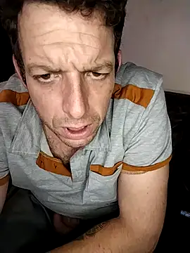 Knuffelstaaf123 online show from November 2025 02:10:01 AM