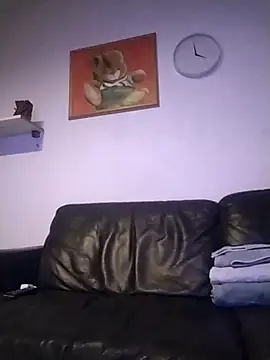 Knuffelstaaf123 online show from February 2026 04:11:02 PM