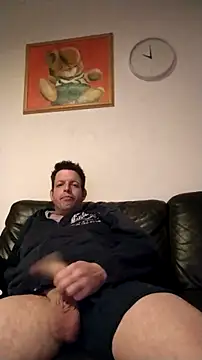 Knuffelstaaf123 online show from March 2026 10:12:01 PM