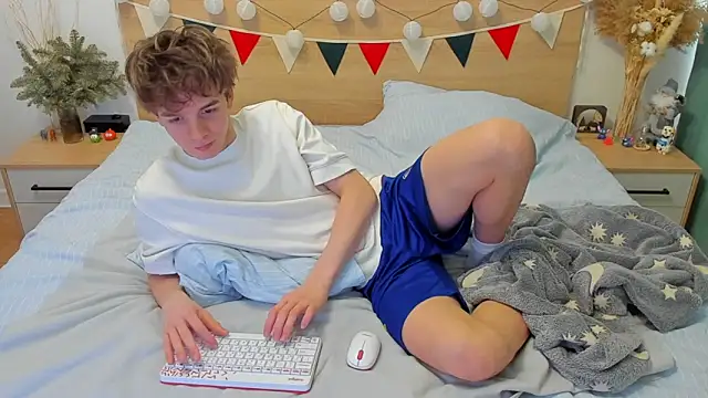 Fandi 777 online show from February 2025 08:32:02 AM