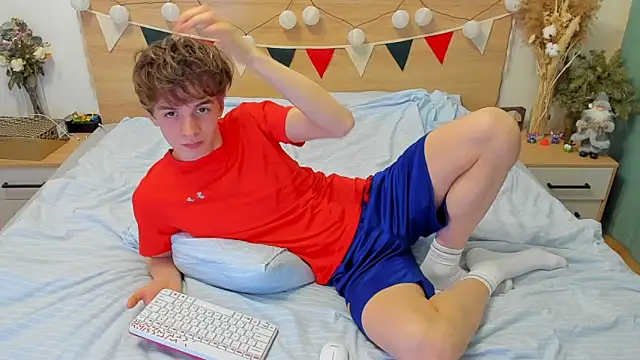 Fandi 777 online show from February 2025 04:53:01 PM