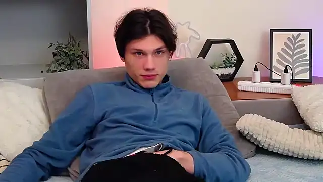 CalvinCay online show from January 2025 07:48:01 PM