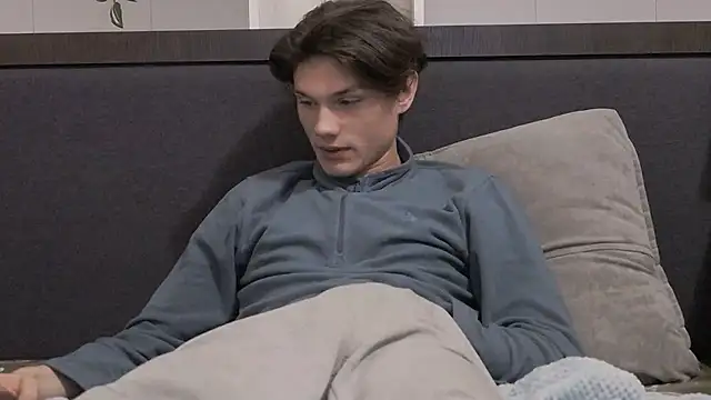 CalvinCay online show from January 2025 10:50:01 PM