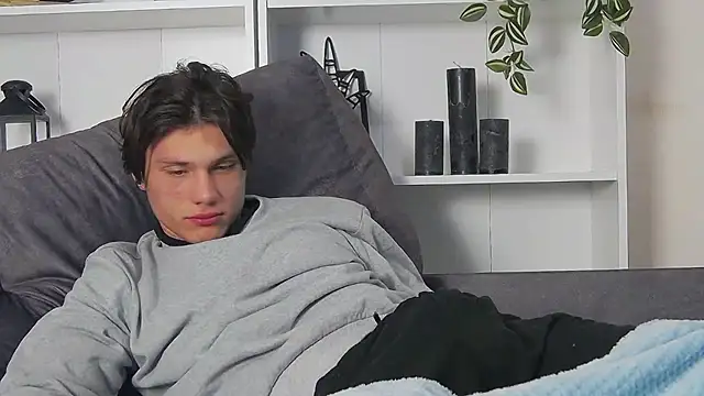 CalvinCay online show from February 2025 01:05:01 AM