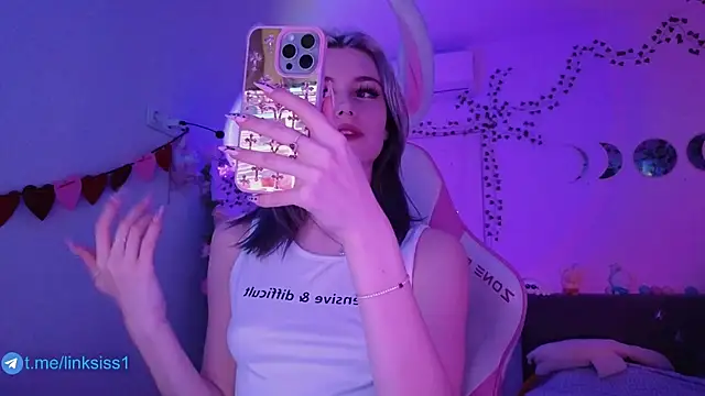 twicewetgirl online show from April 2026 02:44:01 PM