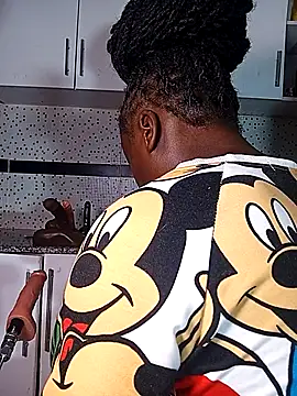 Bella045 online show from November 2025 12:16:02 AM