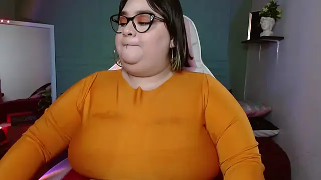 tiffany laurens online show from December 2024 09:43:02 AM