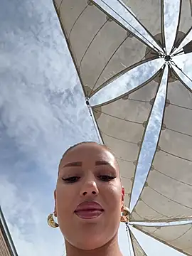 Snapshot of Syka0001 chatting on March 2026 09:46:01 AM Syka0001 online show from March 2026 09:46:01 AM