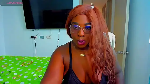 Naomii King online show from February 2026 09:27:01 PM