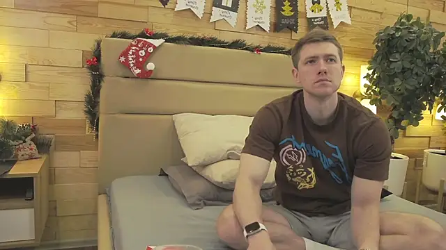 EthanPinkman online show from December 2025 04:19:01 AM