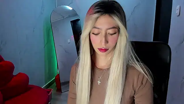 LilithCooperr  online show from October 2025 10:20:02 PM