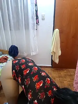 Snapshot of littlemelii chatting on April 2026 04:44:02 PM littlemelii online show from April 2026 04:44:02 PM