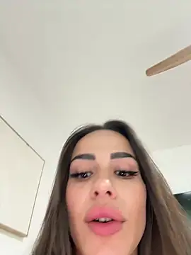 Alisa-Marie online show from January 2025 01:52:01 PM