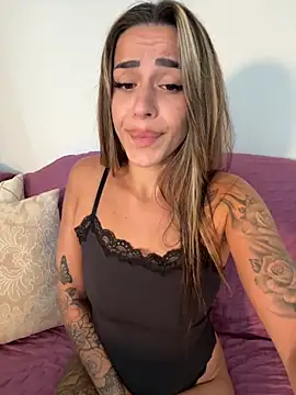 Alisa-Marie online show from September 2025 08:36:02 AM