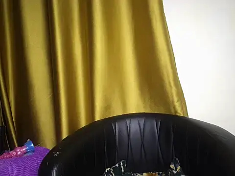 Mon cherrie  online show from April 2026 04:12:02 PM