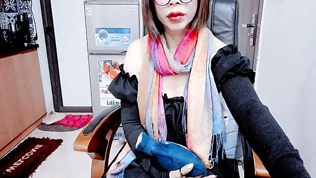 Miu-Le online show from January 2026 04:31:01 PM