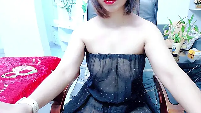 Snapshot of Miu-Le chatting on May 2026 07:03:01 AM Miu-Le online show from May 2026 07:03:01 AM