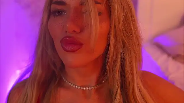 ClaraHazel online show from January 2026 05:10:02 AM