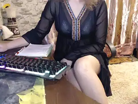  Kitti  online show from December 2024 08:58:02 PM