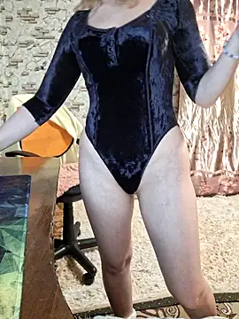  Kitti  online show from December 2024 06:04:02 PM