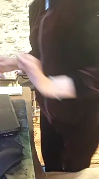  Kitti  online show from March 2025 09:59:02 PM