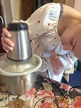  Kitti  online show from March 2025 03:04:02 PM