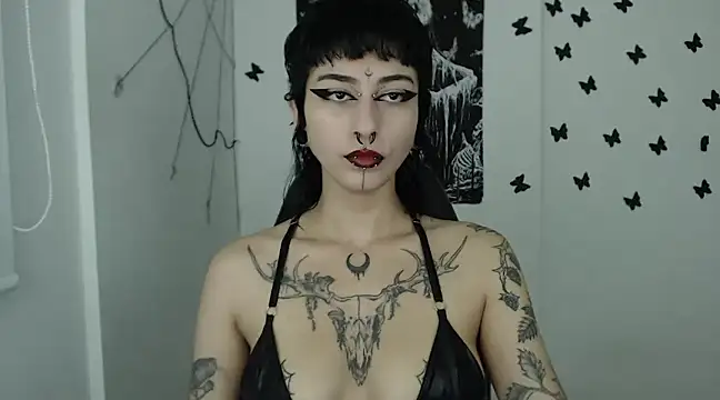 Snapshot of n0sferatus__ chatting on January 2025 04:13:01 AM n0sferatus   online show from January 2025 04:13:01 AM