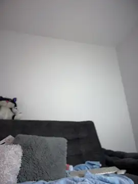 Snapshot of Zeli_66 chatting on December 2024 06:25:02 AM Zeli 66 online show from December 2024 06:25:02 AM