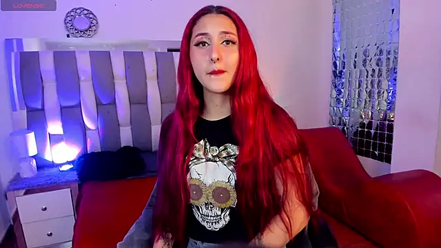 Snapshot of Megan_wolf1_ chatting on December 2024 04:32:02 AM Megan wolf1  online show from December 2024 04:32:02 AM