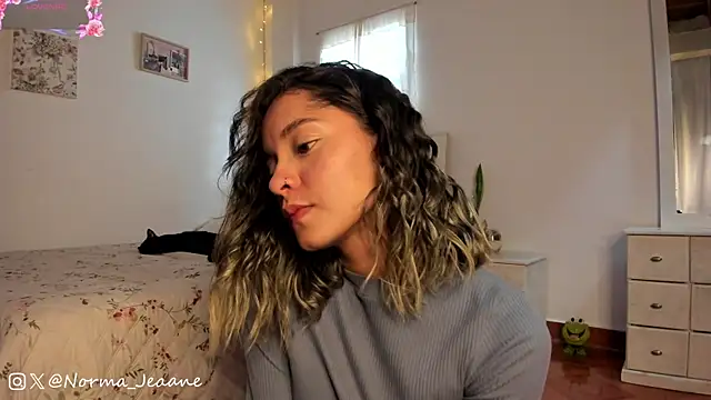 Snapshot of Norma-Jeaane chatting on January 2025 07:49:01 PM Norma-Jeaane online show from January 2025 07:49:01 PM