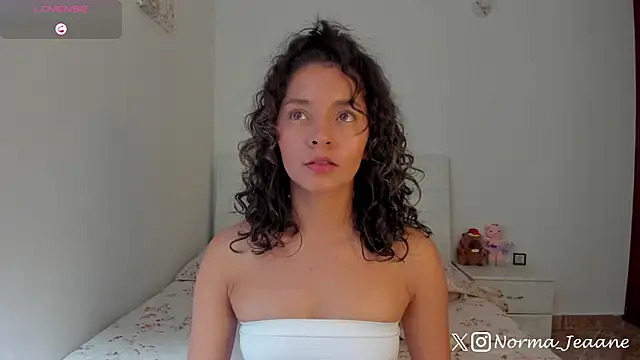 Snapshot of Norma-Jeaane chatting on December 2025 06:16:01 PM Norma-Jeaane online show from December 2025 06:16:01 PM