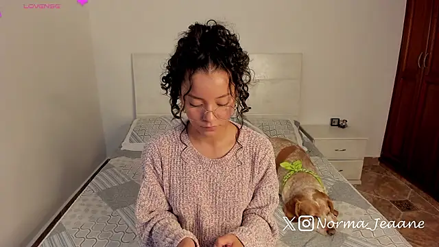 Snapshot of Norma-Jeaane chatting on February 2026 12:33:01 PM Norma-Jeaane online show from February 2026 12:33:01 PM