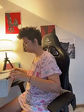 Snapshot of rafamarianoofc chatting on October 2025 09:21:02 AM rafamarianoofc online show from October 2025 09:21:02 AM