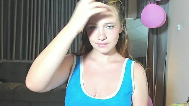 HanahCute online show from March 2025 08:57:01 PM