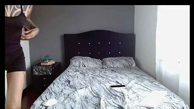 Emilia 1995 online show from March 2026 12:09:01 PM