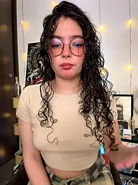 Antoniart  online show from September 2025 01:28:02 AM