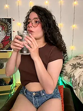 Antoniart  online show from October 2025 02:22:02 AM