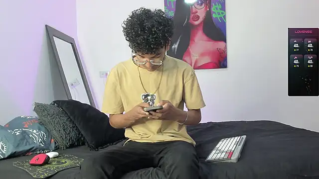 harrytwink18 online show from January 2025 01:17:02 PM