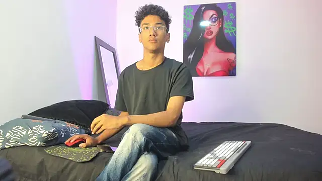 harrytwink18 online show from March 2025 01:20:01 PM