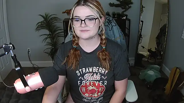 Snapshot of rodeobrii chatting on February 2026 01:01:02 AM rodeobrii online show from February 2026 01:01:02 AM