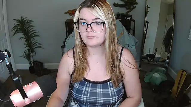 Snapshot of rodeobrii chatting on February 2026 01:24:02 AM rodeobrii online show from February 2026 01:24:02 AM