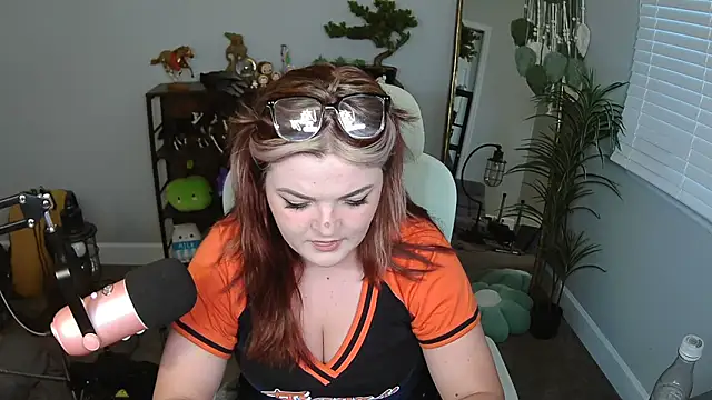 Snapshot of rodeobrii chatting on March 2026 10:58:02 PM rodeobrii online show from March 2026 10:58:02 PM