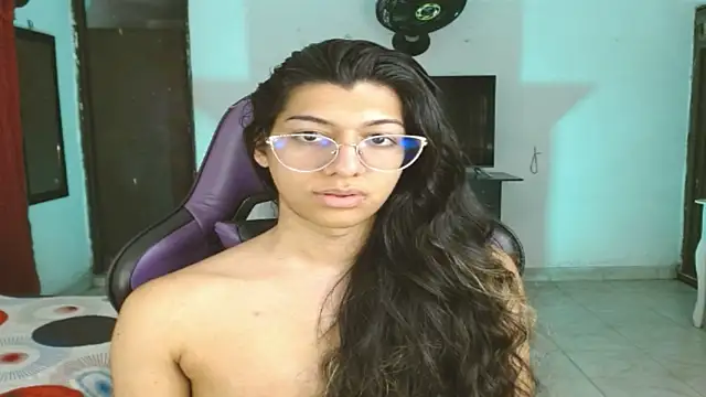 engielphoenis14 online show from March 2026 11:43:01 PM