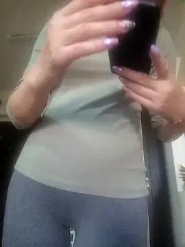 Evadesirex46 online show from March 2026 08:55:02 AM