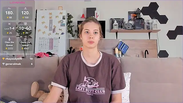 Snapshot of Girl_alone_home chatting on October 2025 04:27:01 AM Girl alone home online show from October 2025 04:27:01 AM