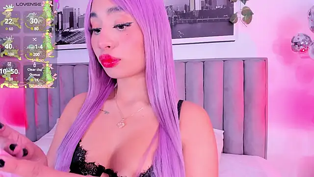 Snapshot of MandyWester chatting on December 2024 08:47:01 PM MandyWester online show from December 2024 08:47:01 PM