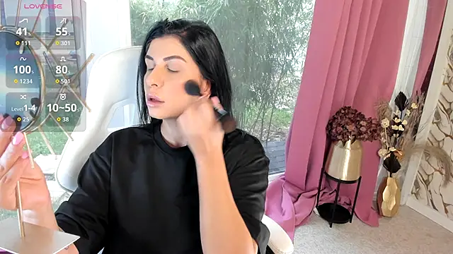 patriciakeys online show from October 2025 06:54:02 AM